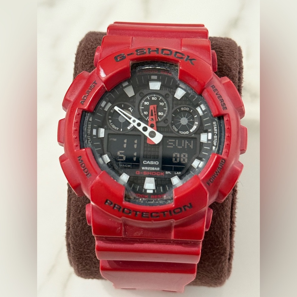 Casio Red G Shock super cool watch